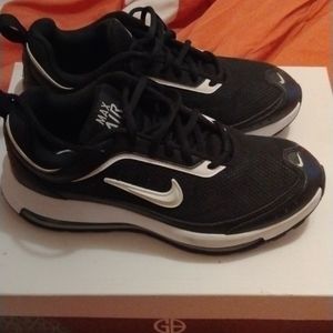 Women black and white Nike Air sneakers